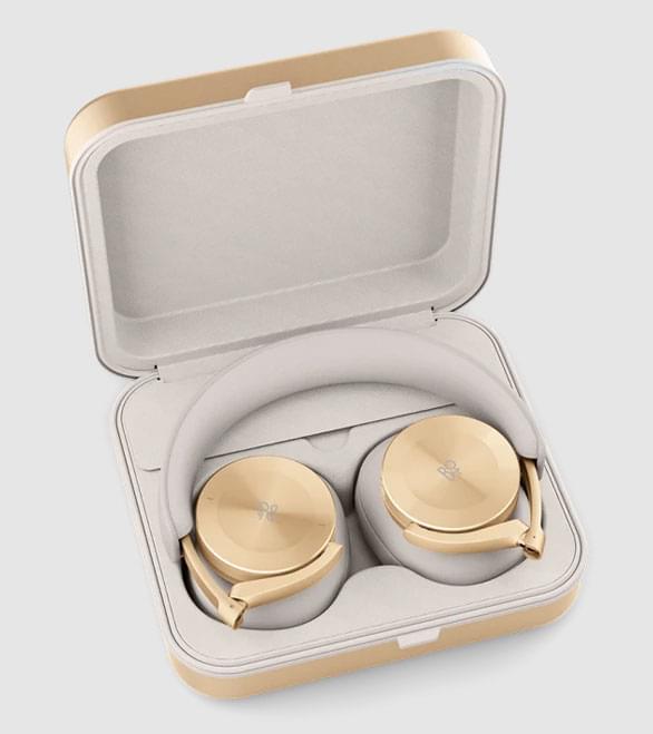 Wireless headphones